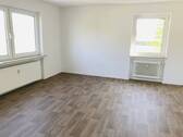 Wohnzimmer - 4 Zimmer Etagenwohnung zur Miete in Bad Gandersheim