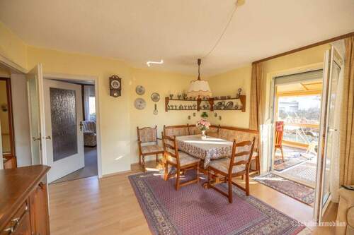 EG Essen mit Zugang Wintergarten - 