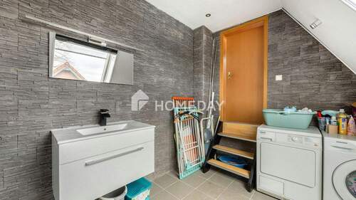 Haus 1 1. OG Badezimmer 2 - 