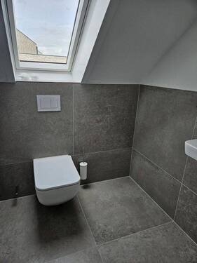 Gäste WC - Etagenwohnung mit 106,00 m&sup2; in Moormerland zur Miete