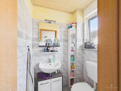 WC - Doppelhaushälfte mit 104,00 m&sup2; in Schiffdorf / Spaden zum Kaufen