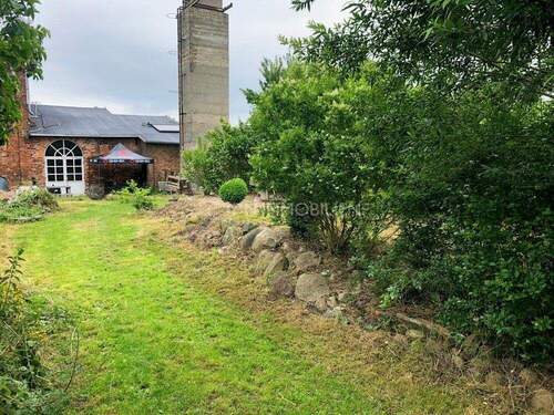 Grundstück - 9 Zimmer Einfamilienhaus zum Kaufen in Groß Bölkow