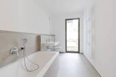 Badezimmer II - 