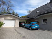 Garage, Carport, Stellplätze - 1 Zimmer Einfamilienhaus zum Kaufen in Gummersbach