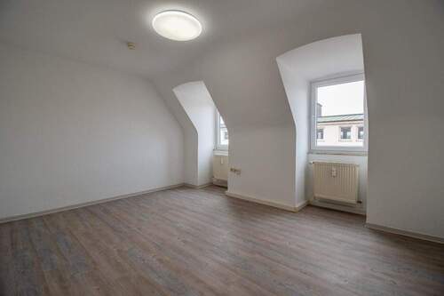 Wohnzimmer - 2 Zimmer Etagenwohnung in Würzburg