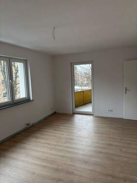 Zimmer - 3 Zimmer Etagenwohnung zur Miete in Nürnberg
