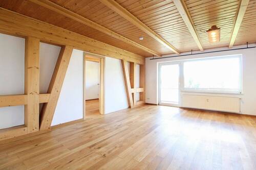 Wohnzimmer_EG - 7 Zimmer Einfamilienhaus zum Kaufen in Steinheim