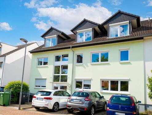 Außen - Souterrain 2-Zimmerwohnung mit großer Terrasse