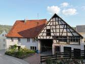 Außenaufnahme - 1 Zimmer Mehrfamilienhaus, Wohnhaus zum Kaufen in Wertheim