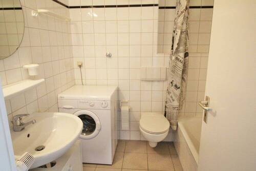 Badezimmer - Etagenwohnung mit 33,00 m² in Bremen zur Miete