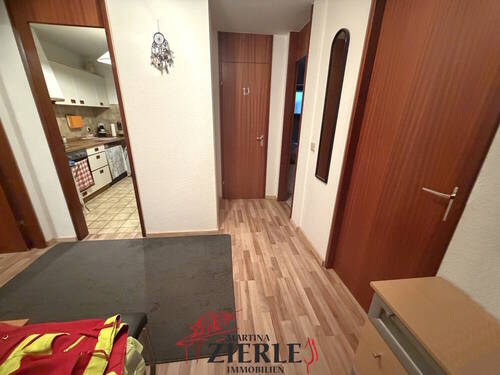 2- Diele - 2 Zimmer Etagenwohnung zum Kaufen in Reichenbach an der Fils