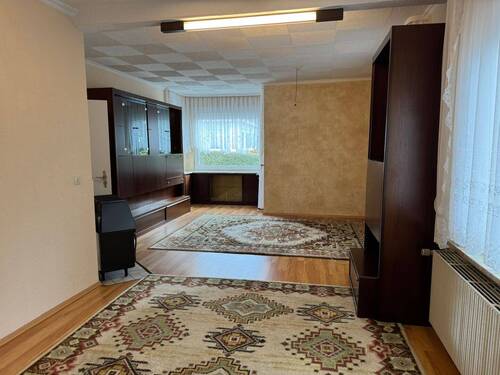 Wohnzimmer EG Vorderhaus - 