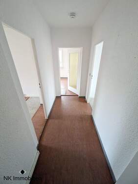 Flur - Etagenwohnung mit 58,00 m² in Limbach-Oberfrohna zum Kaufen