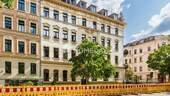 Außenansicht 3 - Historischer Altbau mit Flair: 4-Zimmer-Wohnung mit Balkon in bester Lage von Reudnitz