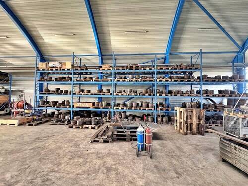 Innenansicht Lager- und Produktionshalle - Halle zur Miete in Uplengen / Jübberde