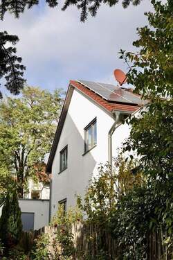 Hausansicht Westen - Einfamilienhaus mit 183,00 m&sup2; in Ludwigsburg zum Kaufen