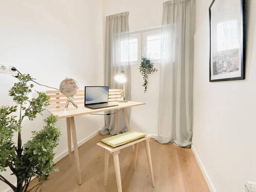 Halbes Zimmer - 