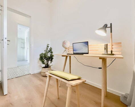 Halbes Zimmer - 