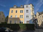 Ansicht Westen - Charmantes MFH mit Potential sucht Ihre Vision!