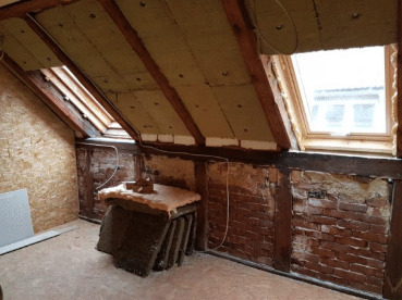 DG Wohnung Zimmer - 