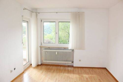 Zimmer EG.JPG - 