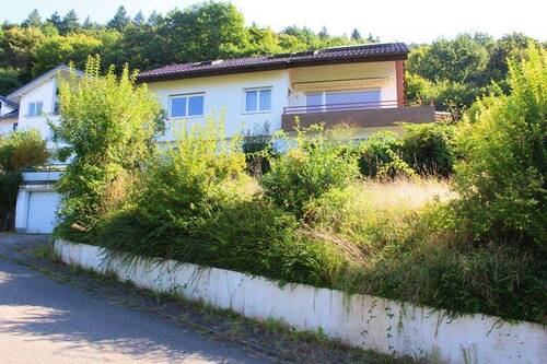 Frontansicht.JPG - Mehrfamilienhaus, Wohnhaus mit 182,00 m² in Eberbach zum Kaufen