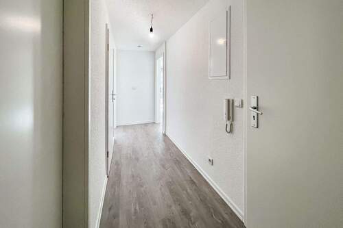 Flur - 3 Zimmer Etagenwohnung zur Miete in Bochum