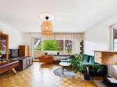Wohnzimmer - Etagenwohnung mit 93,70 m&sup2; in Leonberg zum Kaufen
