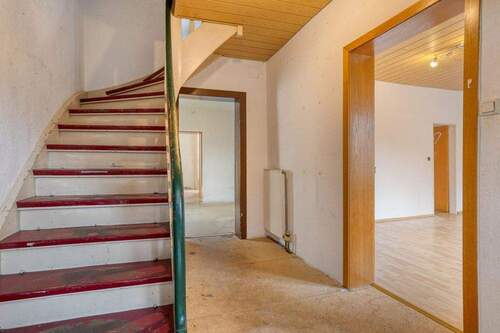 Treppenhaus / Flur Haus b. - 