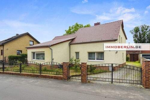 M01.jpg - 6 Zimmer Mehrfamilienhaus, Wohnhaus zum Kaufen in Potsdam