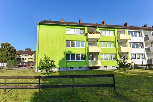 Gartenansicht mit Loggia - Etagenwohnung mit 95,00 m&sup2; in Munster zur Miete