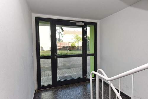 Eingang / Treppenhaus - 