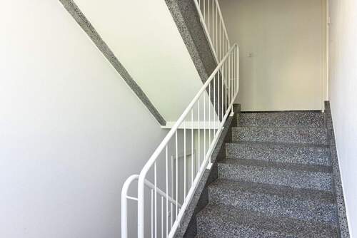 gepflegtes Treppenhaus - 