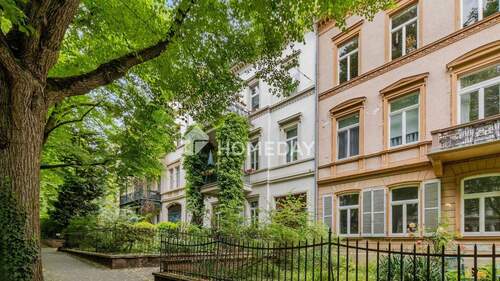 Außenansicht 2 - Stilvoller Altbau mit Dachterrasse und Spitzboden im Herzen von Wiesbaden