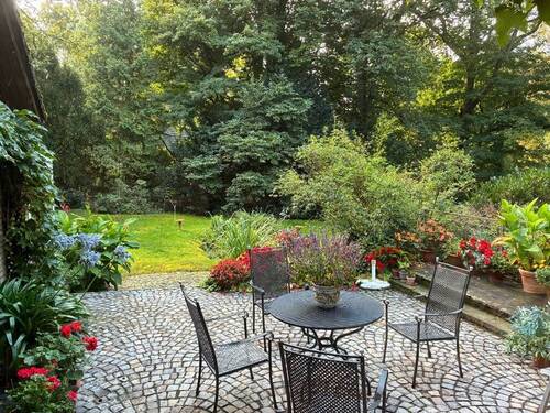 Terrasse Sommerimpression - Einfamilienhaus mit 224,00 m&sup2; in Seevetal-Waldesruh zum Kaufen