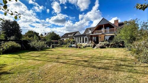 Garten - Raum für Ideen: Einfamilienhaus mit großzügigem Grundstück & guter Basis