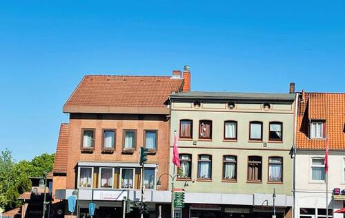 Ansicht neu - TOP-Lage in Mölln 2 Wohn- und Geschäftshäuser - provisionsfrei