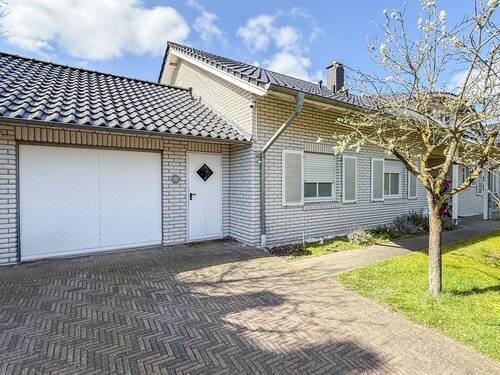 Vorderansicht - 7 Zimmer Einfamilienhaus zum Kaufen in Nordhorn