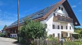 Aussenansicht - Traumwohnung im Grünen - 8 Zimmer, 3 Bäder, großer Garten, ...
