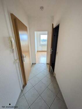 Flur - Etagenwohnung mit 56,00 m² in Chemnitz zur Miete