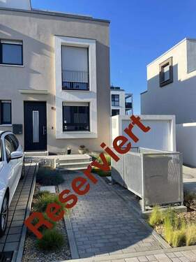 Bild 1 - Provisionsfrei! Exklusives Reihenendhaus mit Dachterrasse und Sauna