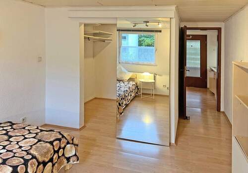 Nr 10 EG App Zimmer - 