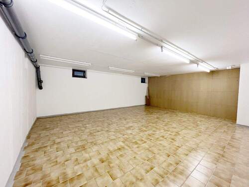 Gewerbe Keller Lager I - 