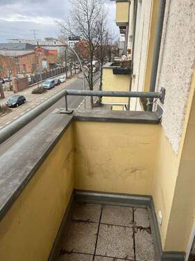Balkon 01.JPG - 2 Zimmer Etagenwohnung zum Kaufen in Berlin