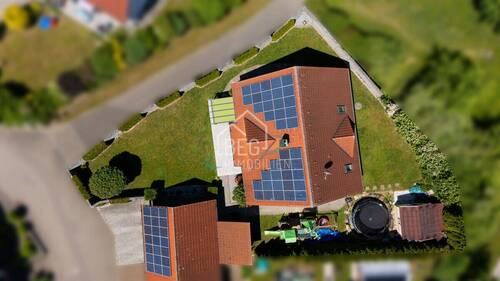Vogelperspektive - Einfamilienhaus mit 201,60 m&sup2; in Frankenhardt zum Kaufen
