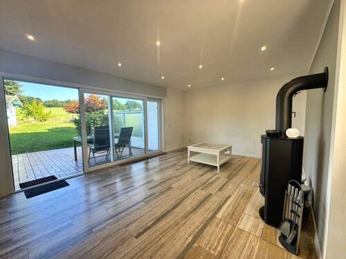 Wohnzimmer mit Kamin - 