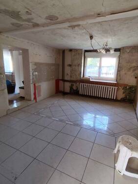 ehemalige Küche - Mehrfamilienhaus, Wohnhaus mit 180,00 m² in Ettersburg zum Kaufen