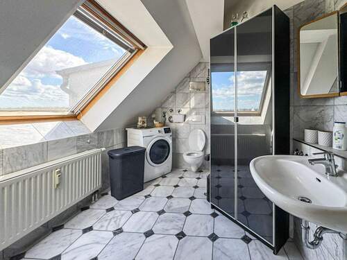 Tageslichtbad im Obergeschoss - 