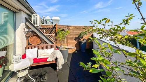 Herrliche Dachterrasse - 3 Zimmer Etagenwohnung zum Kaufen in Leipzig