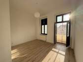 Helle Wohnung mit Balkon - zentrumsnahe 3- Raumwohnung mit Balkon und Fahrstuhl in der Südstadt !